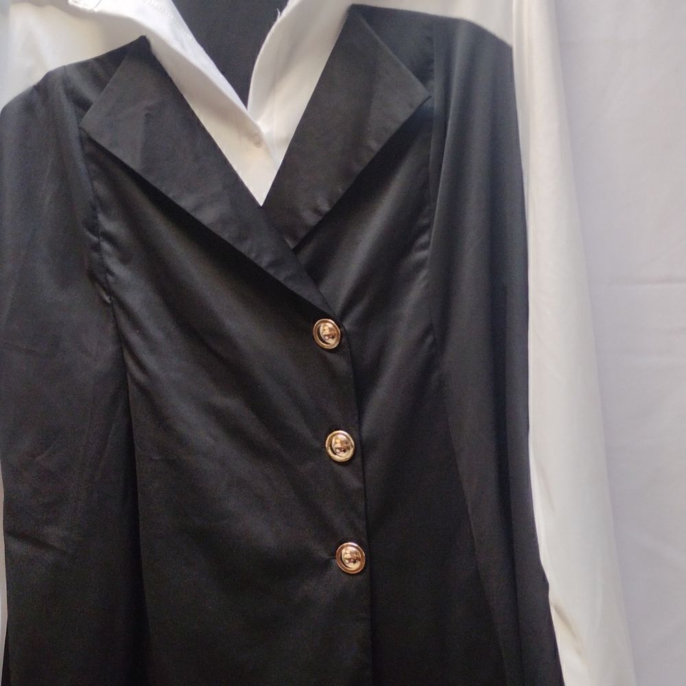 Rosegal button up blouse  - Picture 3 of 4